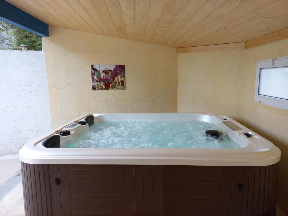 Gites De Plos Appart Chalet Piscine Spa Anduze Zewnętrze zdjęcie